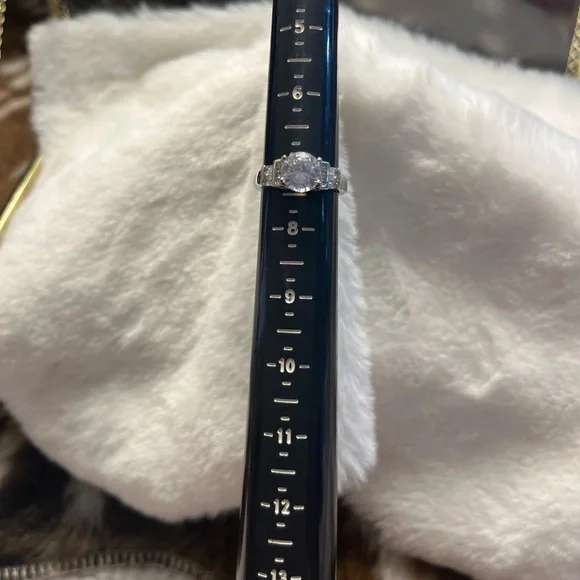 Elegant Silver tone Ring with Clear Stone - Picture 2 of 2